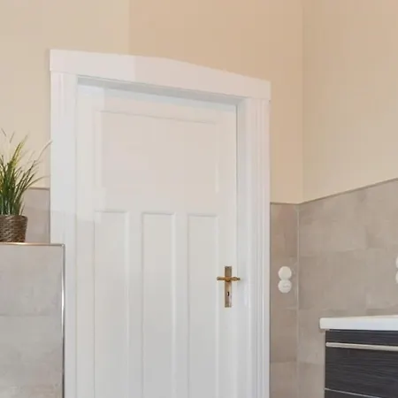 Traumkrone - Wiesengruen * Schortens